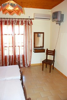 Evans Studios - Alykes Zakynthos Zante Greece Apartments
