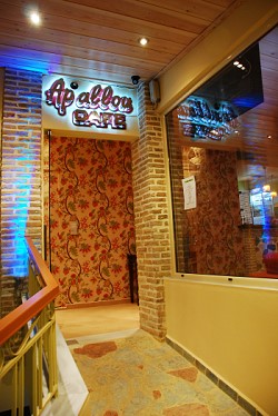 Lino Bistro Lounge Restaurant in ALykes Zante island Zakynthos